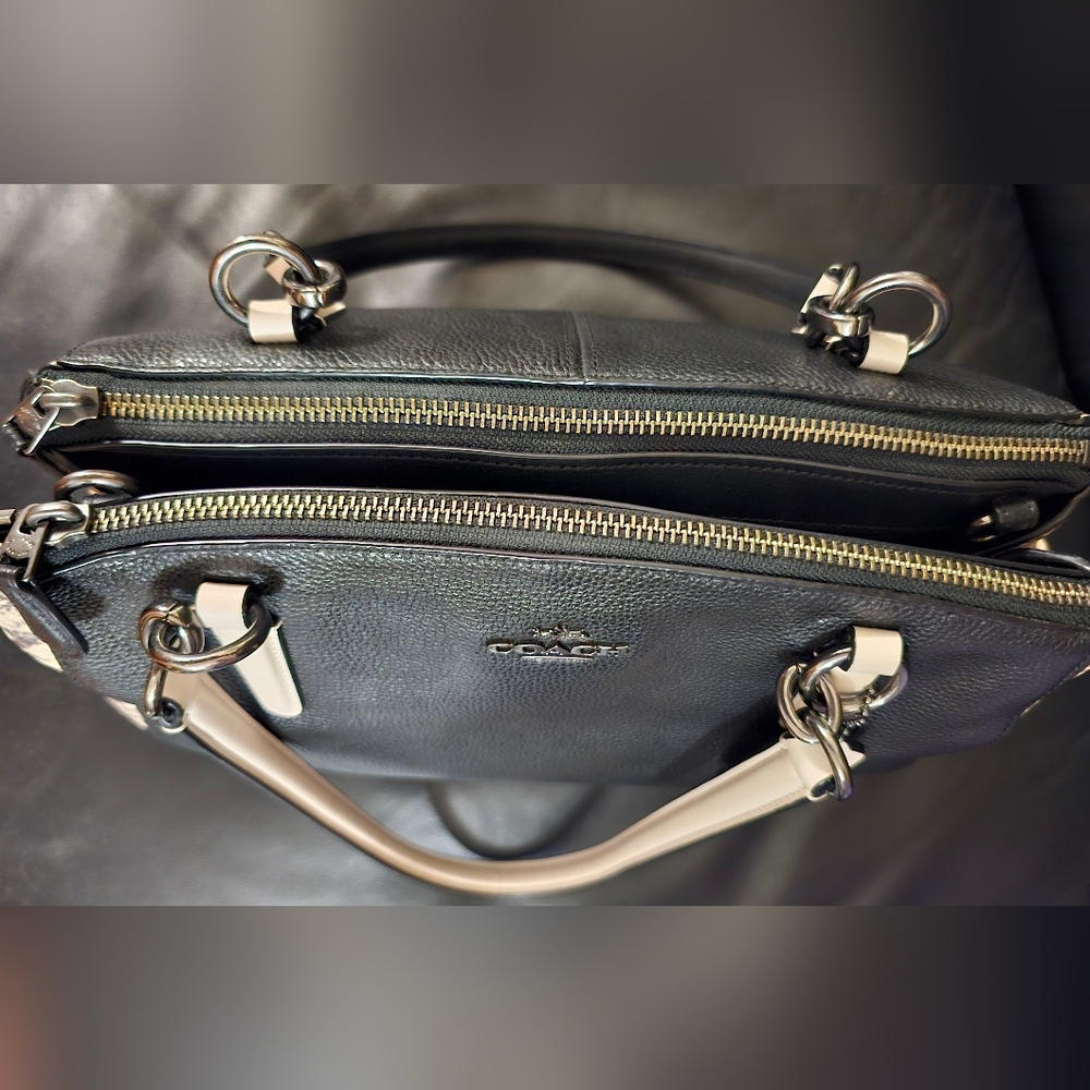 Coach F57507 Christie Carryall Shoulder Bag Python Snake Exotic Black Purse EUC - Picture 14 of 16